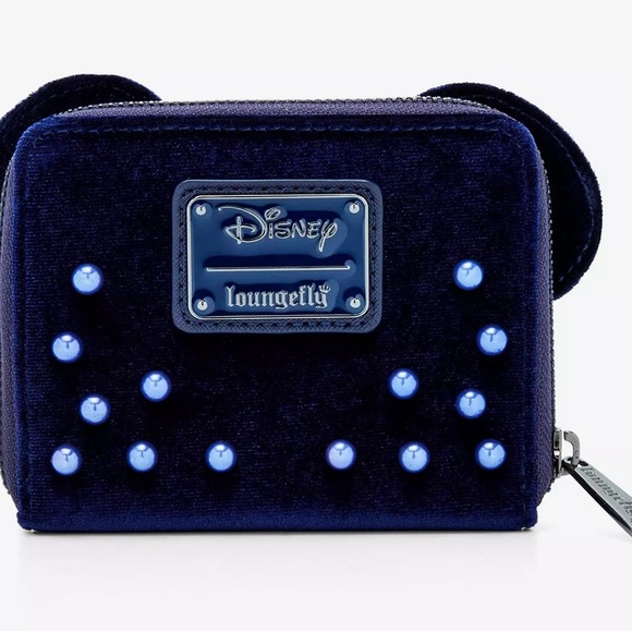 Loungefly Disney Minnie Mouse Velvet Pearl Ears Zip Wallet - Picture 6 of 7